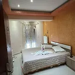 Lux House With Garden Villa