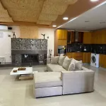 Lux House With Garden *